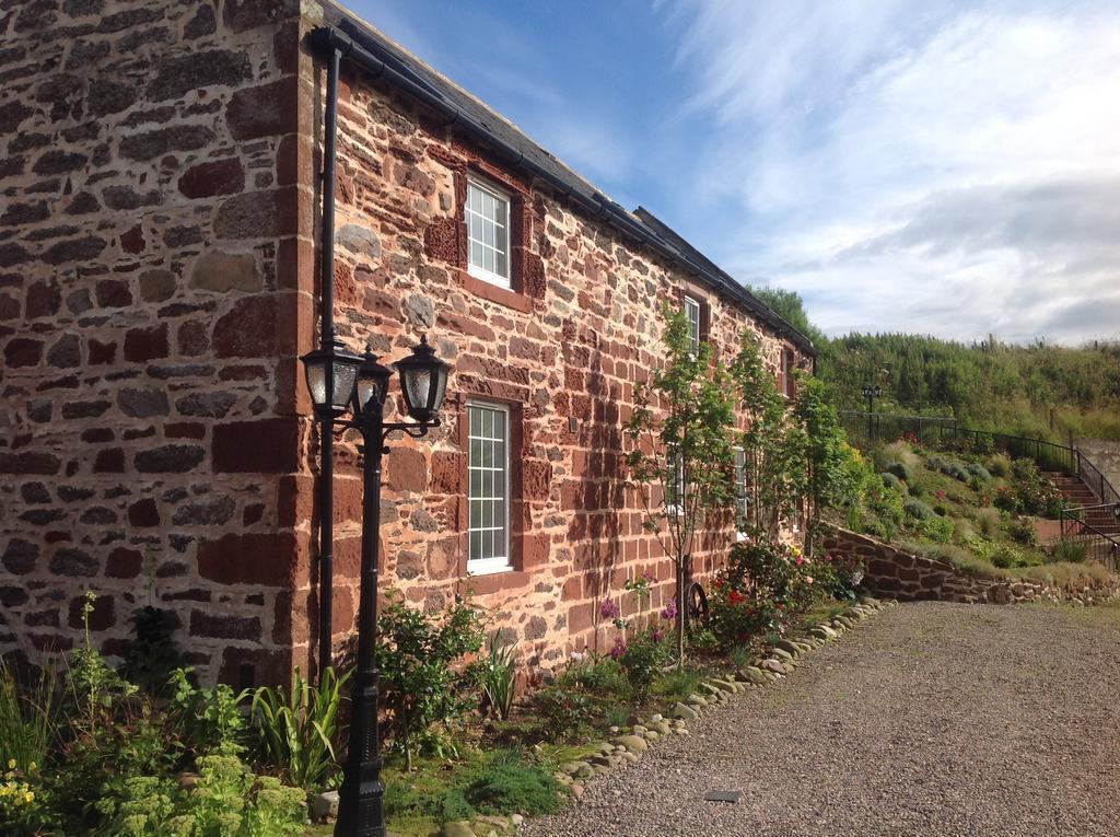 Mill Of Nethermill Holidays Pennan Екстер'єр фото